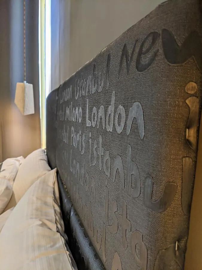 Apartment Laboratorio Toledo Suite Naples Italy